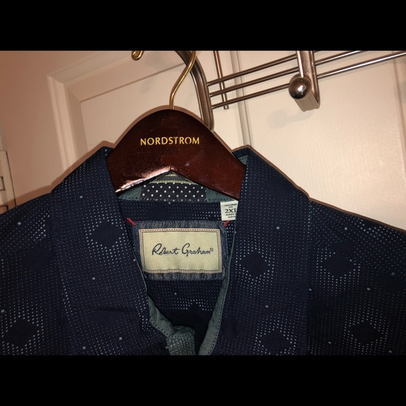 Robert Graham Shirt - Picture 3 of 5